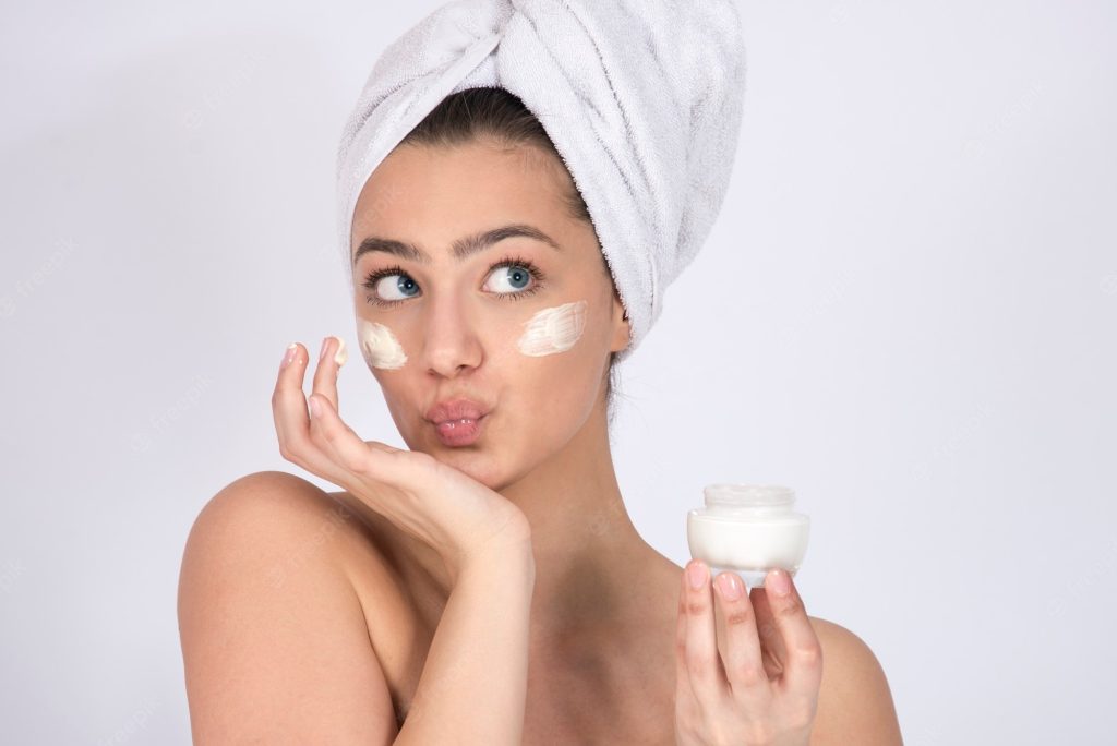 Alpha Arbutin Cream Manufacturers in India
